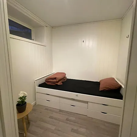 -3 Bedrooms 4 Pers Lejlighed