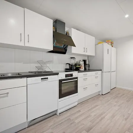 -3 Bedrooms 4 Pers